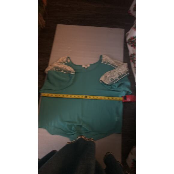 Umgee Split Sleeve Crochet Cold Shoulder Teal/White L Boho Concert Festival - Picture 9 of 13